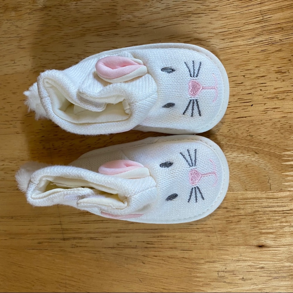 Baby Bunny Shoes Ears Teeny Toes Size 4W Tail